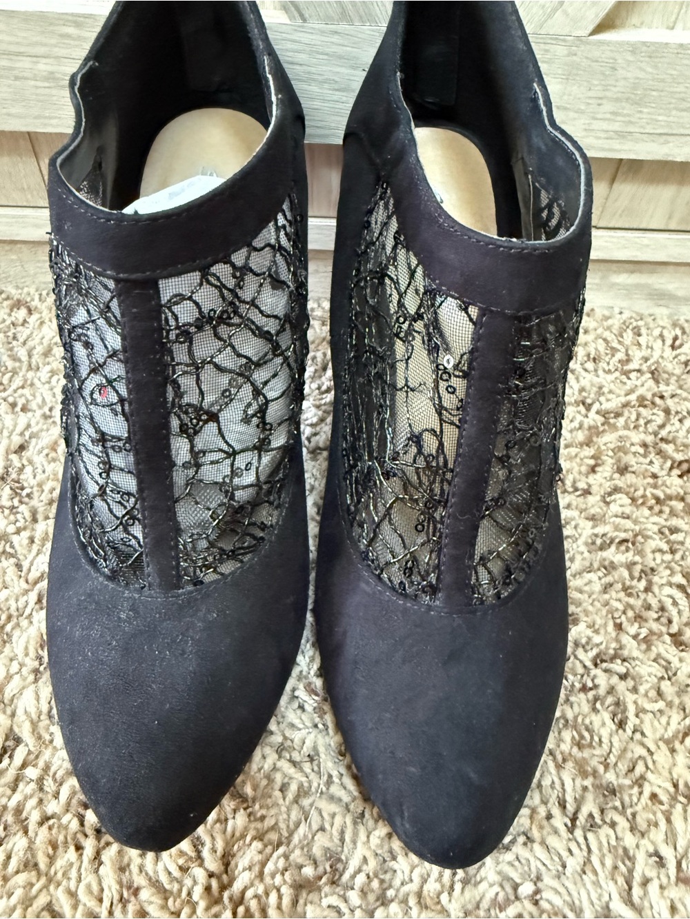 Styluxe- Black mesh Lace-Panel Stiletto Pumps (8) - Picture 3 of 11